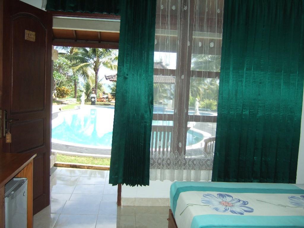 Bali Sunset Hotel Negara  Rum bild